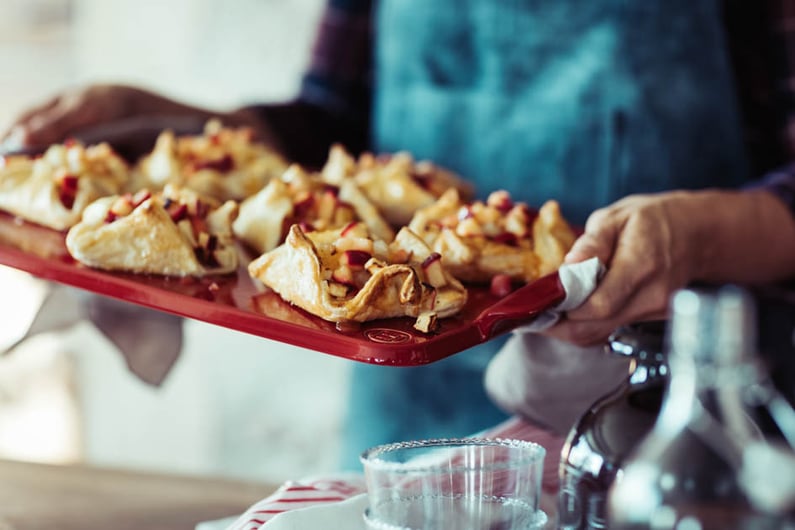 EH_5042_Life_PlancheCuisson_BakingTray_SquareMiniPiesDetail1_H
